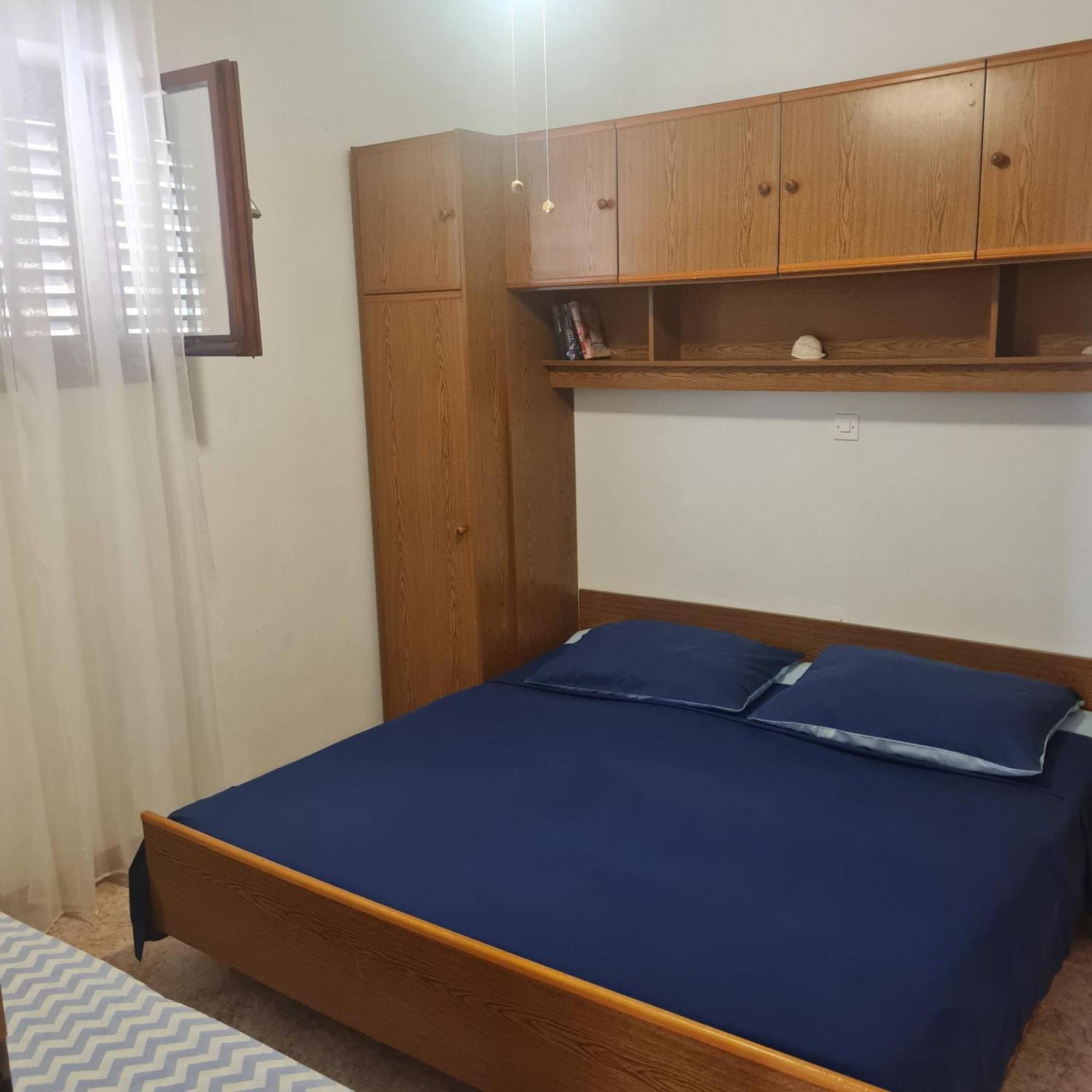 Apartment Karuza Rukavac Vis Rum bild
