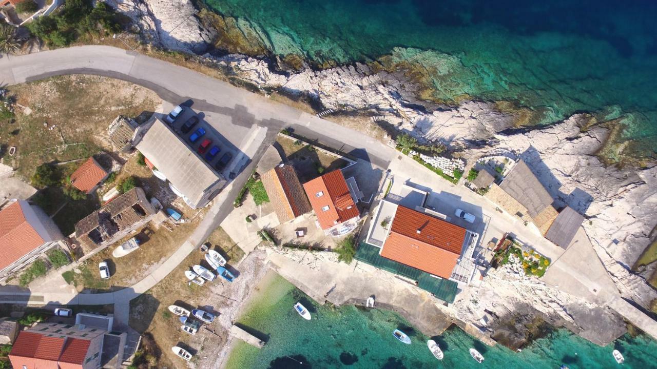 Apartment Karuza Rukavac Vis Exteriör bild